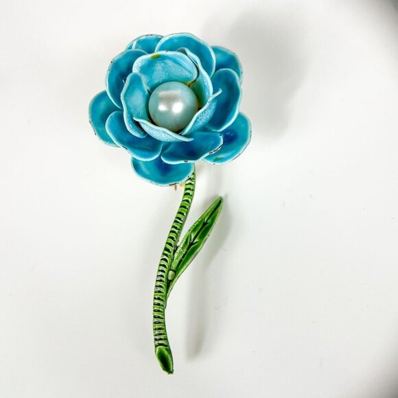 Vintage Teal Blue Enamel Flower Power Brooch Faux Pearl Center Green Stem - Picture 2 of 4